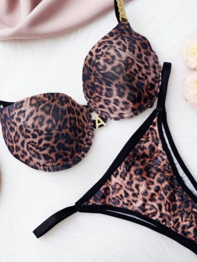 Bold Cheetah Print Padded Seamless Bra - Image 2