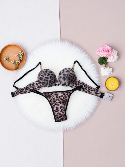 Chic Leopard Print Padded Seamless Bra - Image 4
