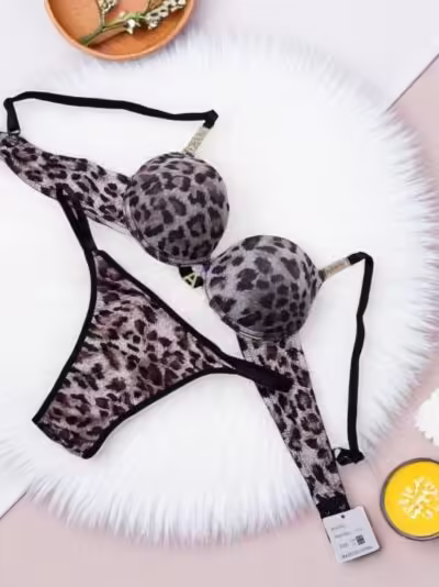 Chic Leopard Print Padded Seamless Bra - Image 3