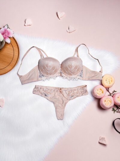 Soft Peach Padded Seamless Bra - Image 2