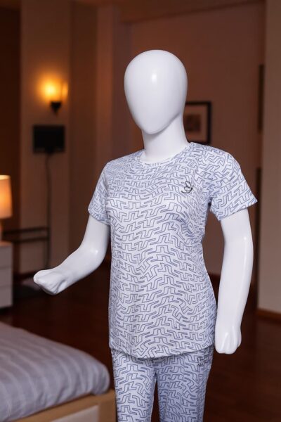 Modern Geometric Print Comfort Pajama Set - Image 2