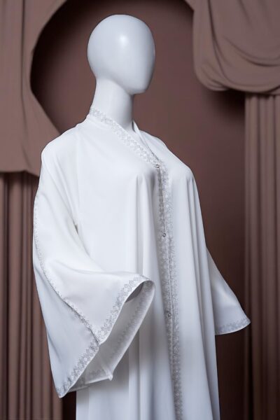 White Embroidered Grace Abaya - Image 4