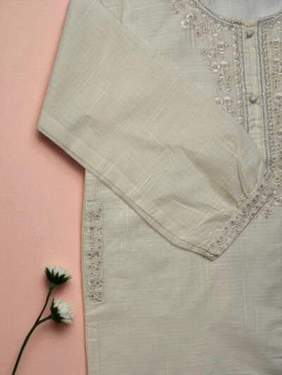 Elegant Off-White Cotton Embroidered Top - Image 4